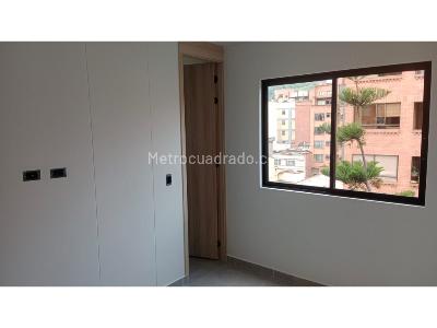 Apartamento de 3 alcobas en venta en La Castellana, Medellín, 90 m² · foto 3 de 20
