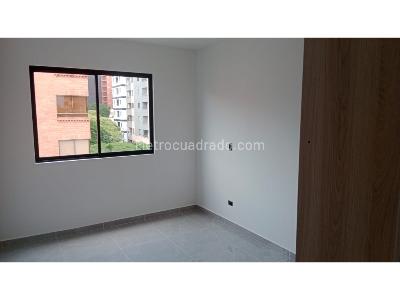 Apartamento de 3 alcobas en venta en La Castellana, Medellín, 90 m² · foto 4 de 20