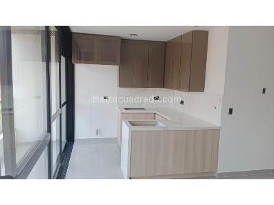 Apartamento de 3 alcobas en venta en La Castellana, Medellín, 90 m² · foto 13 de 20