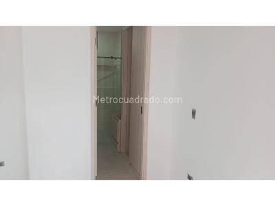 Apartamento de 3 alcobas en venta en La Castellana, Medellín, 90 m² · foto 18 de 20