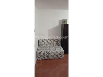 Casa de 5 alcobas en venta en Cataluña La Milagrosa, Medellín, 44 m² · foto 12 de 20