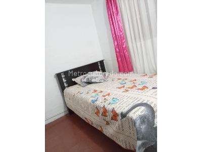 Casa de 5 alcobas en venta en Cataluña La Milagrosa, Medellín, 44 m² · foto 19 de 20