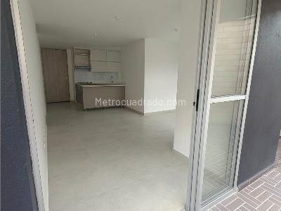 Apartamento de 3 alcobas en venta en Sabaneta, Sabaneta, 47 m² · foto 11 de 14