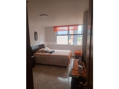 Apartamento de 3 alcobas en venta en Holanda, Sabaneta, 87 m² · foto 18 de 20