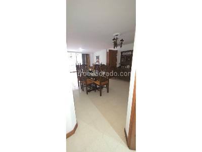 Apartamento en venta en Laureles, Medellín · foto 6 de 8
