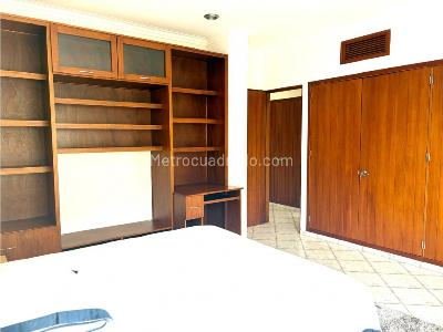 Apartamento en venta en El Poblado, Medellín · foto 11 de 20