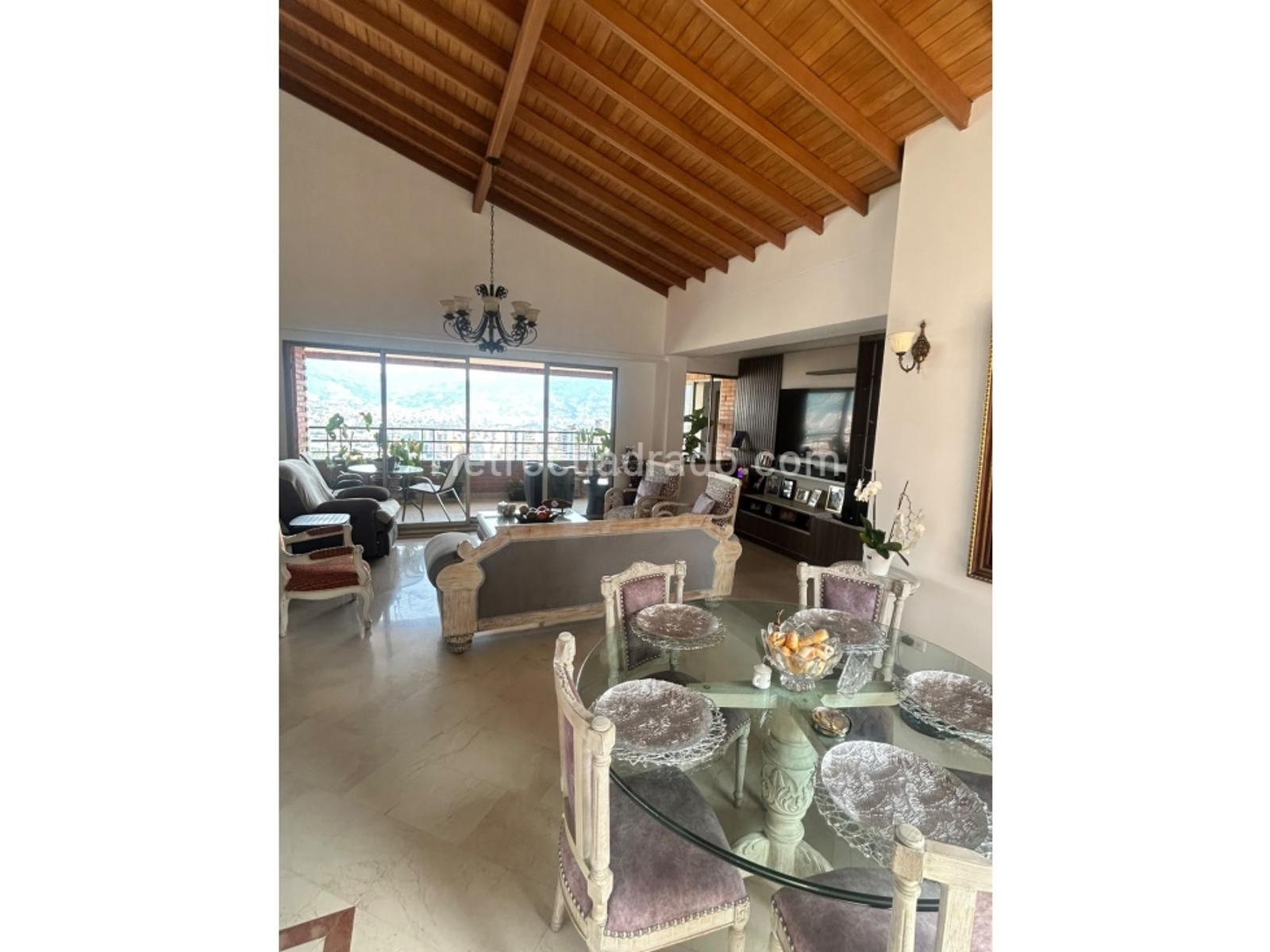 Apartamento de 3 habitaciones en venta en Poblado, Medellín — imagen 1 de 20
