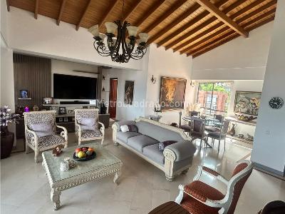Apartamento de 3 alcobas en venta en El Poblado, Medellín, 150 m² · foto 7 de 20