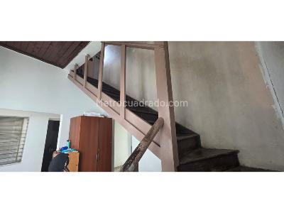 Casa de 5 alcobas en venta en Sevilla, Bello, 128 m² · foto 3 de 13