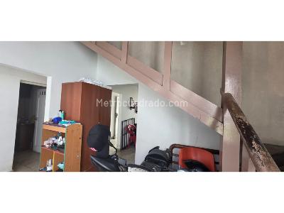 Casa de 5 alcobas en venta en Sevilla, Bello, 128 m² · foto 4 de 13