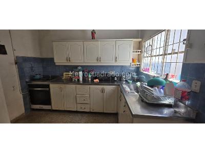 Casa de 5 alcobas en venta en Sevilla, Bello, 128 m² · foto 9 de 13
