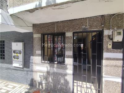 Casa de 4 alcobas en venta en La Mesa, Bello, 68 m² · foto 2 de 18