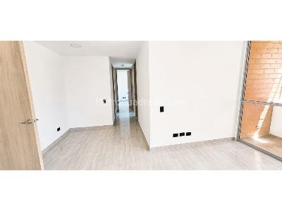 Apartamento de 3 alcobas en venta en Santa Ana, Bello, 69 m² · foto 9 de 14