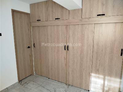Apartamento de 3 alcobas en venta en La Gabriela, Bello, 47 m² · foto 11 de 12