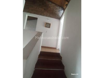 Casa de 5 alcobas en venta en Violetas, Medellín, 112 m² · foto 11 de 16