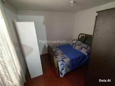 Casa de 5 alcobas en venta en Violetas, Medellín, 112 m² · foto 5 de 16