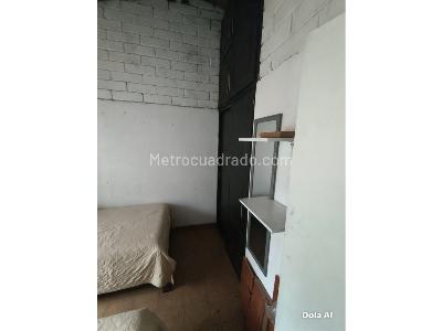 Casa de 5 alcobas en venta en Violetas, Medellín, 112 m² · foto 9 de 16
