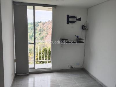 Apartamento en venta en La Aurora, Medellín · foto 6 de 14