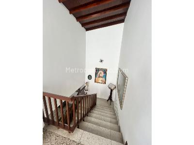 Casa de 5 alcobas en venta en Simon Bolivar, Medellín, 308 m² · foto 14 de 20