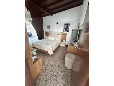 Casa de 5 alcobas en venta en Simon Bolivar, Medellín, 308 m² · foto 20 de 20
