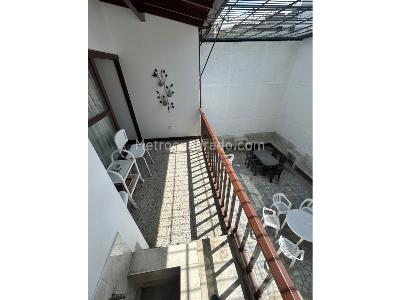 Casa de 5 alcobas en venta en Simon Bolivar, Medellín, 308 m² · foto 6 de 20
