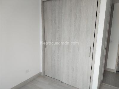 Apartamento de 2 alcobas en venta en Las Lomitas, Sabaneta, 51 m² · foto 10 de 18