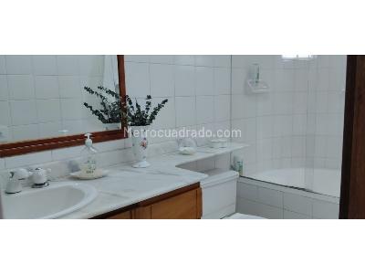 Apartamento de 3 alcobas en venta en El Poblado, Medellín, 110 m² · foto 18 de 20