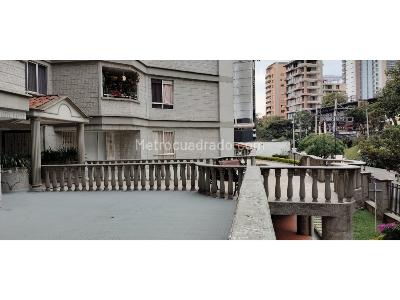 Apartamento de 3 alcobas en venta en El Poblado, Medellín, 110 m² · foto 3 de 20