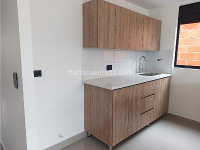 Apartamento de 3 alcobas en venta en La Floresta, Medellín, 85 m² · foto 10 de 20