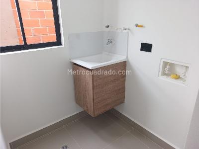 Apartamento de 3 alcobas en venta en La Floresta, Medellín, 85 m² · foto 12 de 20