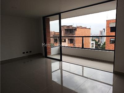 Apartamento de 3 alcobas en venta en La Floresta, Medellín, 85 m² · foto 4 de 20