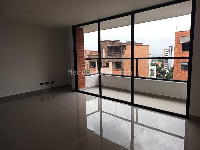 Apartamento de 3 alcobas en venta en La Floresta, Medellín, 85 m² · foto 5 de 20