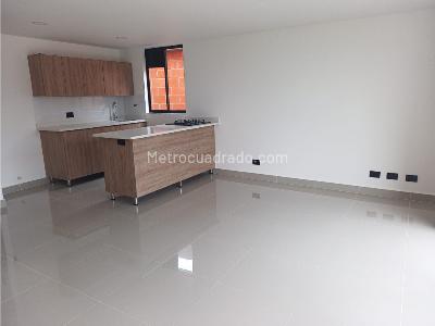 Apartamento de 3 alcobas en venta en La Floresta, Medellín, 85 m² · foto 7 de 20