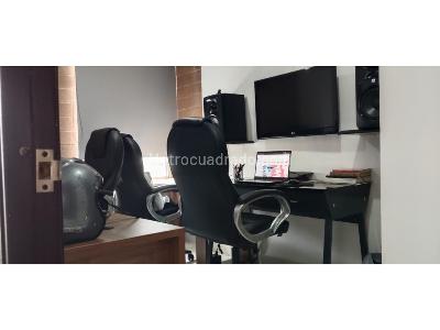Apartamento de 3 alcobas en venta en Loma Del Indio, Medellín, 14 m² · foto 16 de 20