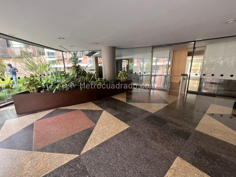 Oficina en Venta, El Chico, Bogotá D.C. - Más