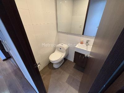 Apartaestudio en arriendo en La Calleja, Bogotá, 38 m² · foto 8 de 12