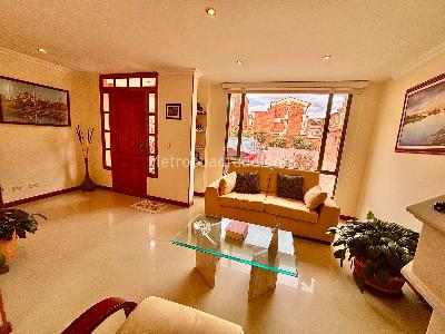 Casa de 3 alcobas en venta en Osorio, Chía, 118 m² · foto 2 de 18