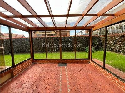 Casa de 4 alcobas en venta en Cerca De Piedra, Chía, 354 m² · foto 3 de 20