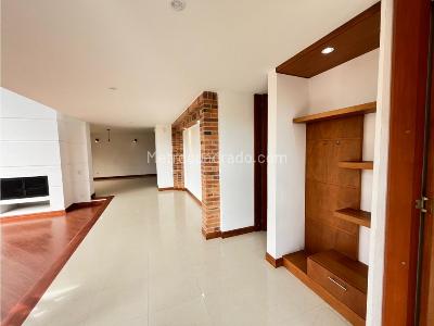 Casa de 4 alcobas en venta en Cerca De Piedra, Chía, 354 m² · foto 7 de 20