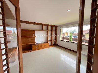 Casa de 4 alcobas en venta en Cerca De Piedra, Chía, 354 m² · foto 19 de 20