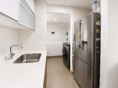 Apartamento de 3 alcobas en venta en Cr Remaso De Santa Cruz, Chía, 94 m² · foto 3 de 17