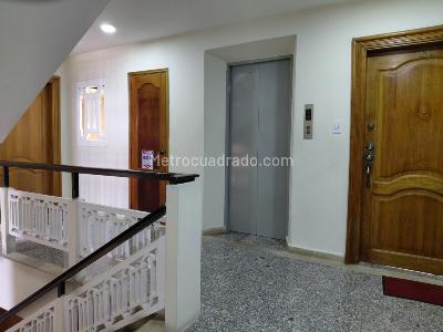Apartamento de 3 alcobas en venta en Altos De Riomar, Barranquilla, 131 m² · foto 2 de 20