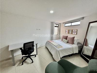 Apartaestudio en venta en Calle Larga, Sabaneta, 40 m² · foto 2 de 9