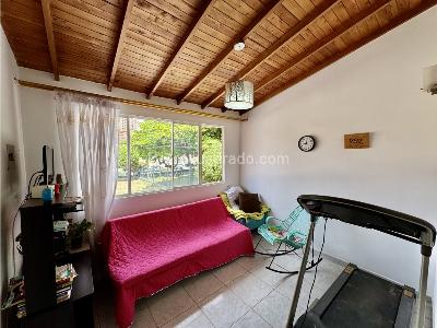 Casa de 4 alcobas en venta en El Trapiche, Bello, 86 m² · foto 2 de 12