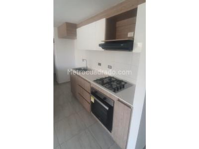 Apartamento de 3 alcobas en venta en Rincon Santos, Bello, 67 m² · foto 3 de 13