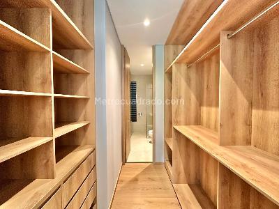 Apartamento de 1 alcoba en venta en El Poblado Castropol, Medellín, 90 m² · foto 15 de 20