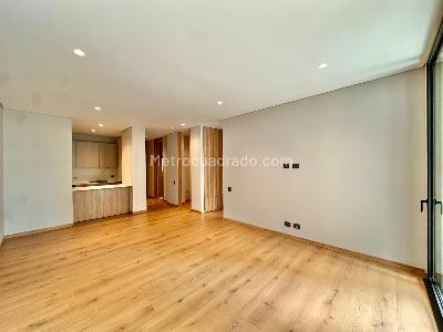 Apartamento de 1 alcoba en venta en El Poblado Castropol, Medellín, 90 m² · foto 5 de 20