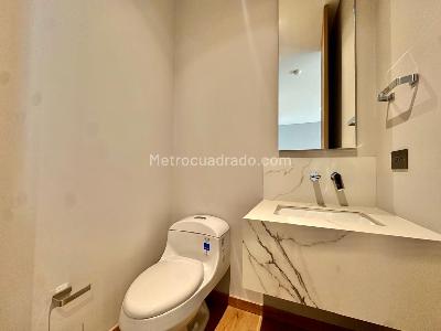 Apartamento de 1 alcoba en venta en El Poblado Castropol, Medellín, 90 m² · foto 17 de 20