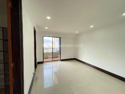 Apartamento en venta en Loma De Los Bernal, Medellín · foto 8 de 17