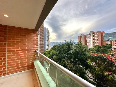 Apartamento en venta en Envigado, Envigado · foto 3 de 20